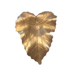 Antique Brass Gold Leaf Scarf Clip